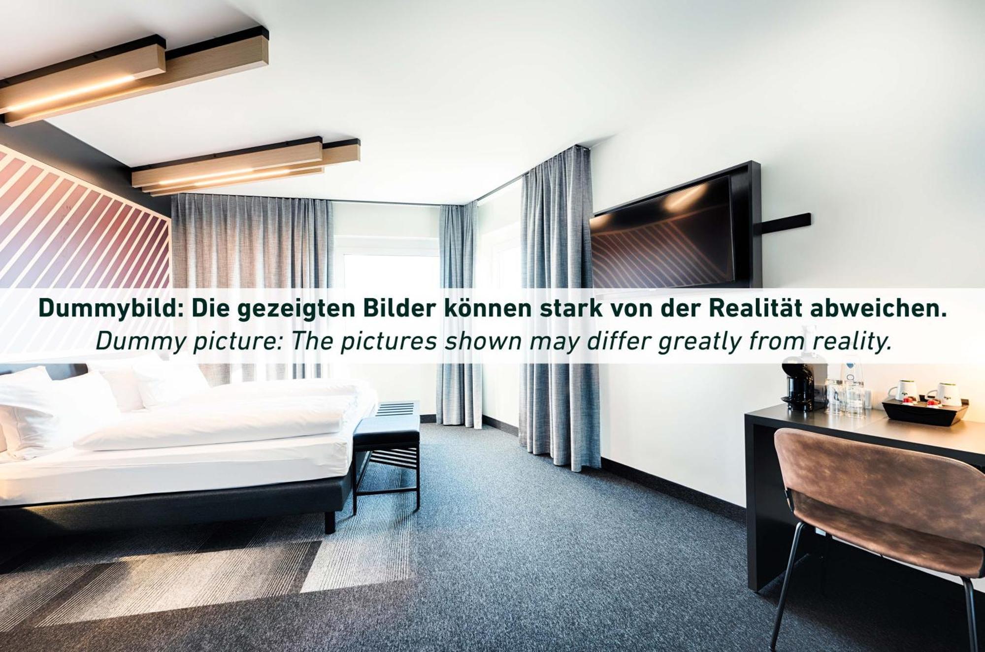 B&B Hotel Essen-Hbf Exterior photo